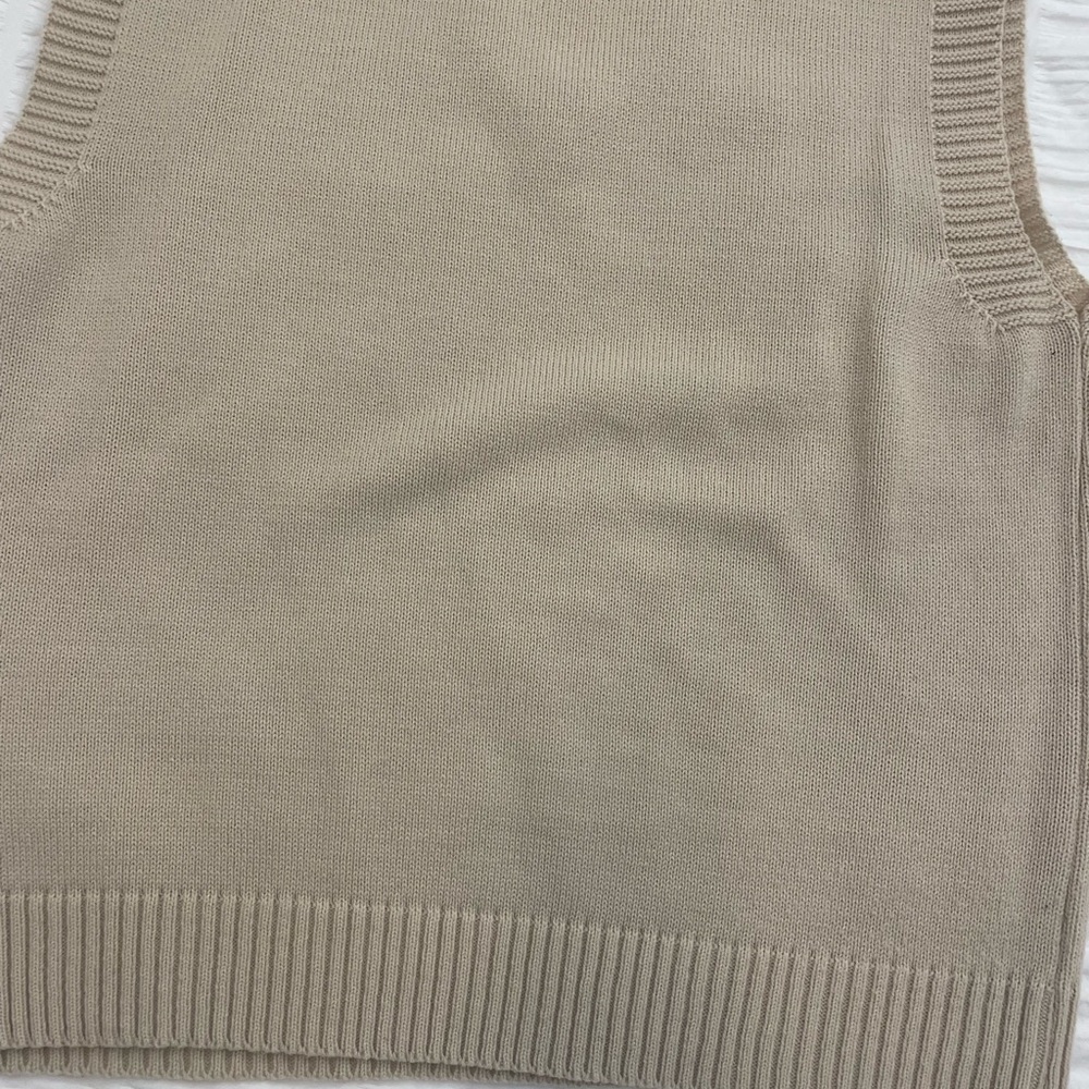 OAK + FORT Beige V-Neck Sweater Vest - Picture 3 of 9